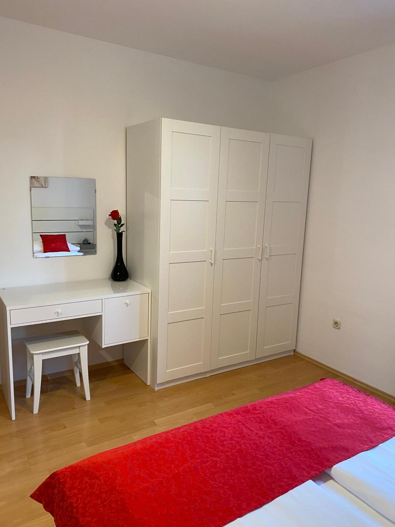 Villa Jasmin Bol Exteriör bild