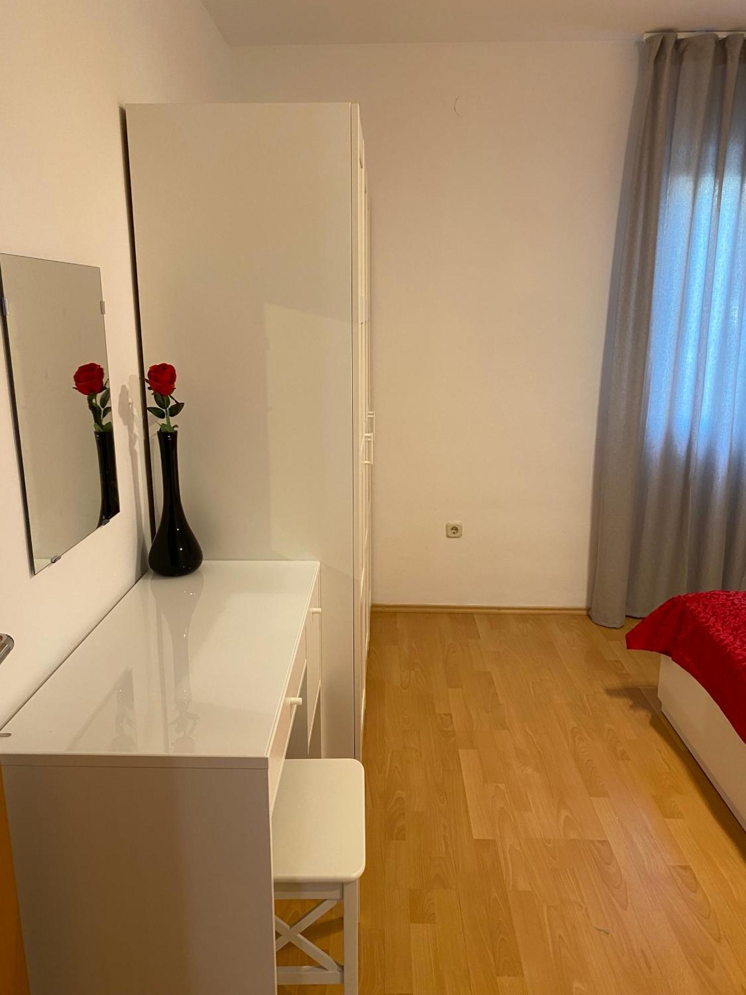 Villa Jasmin Bol Exteriör bild